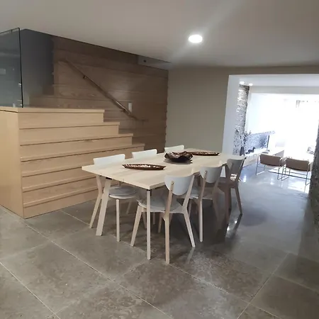 Douro House Local *